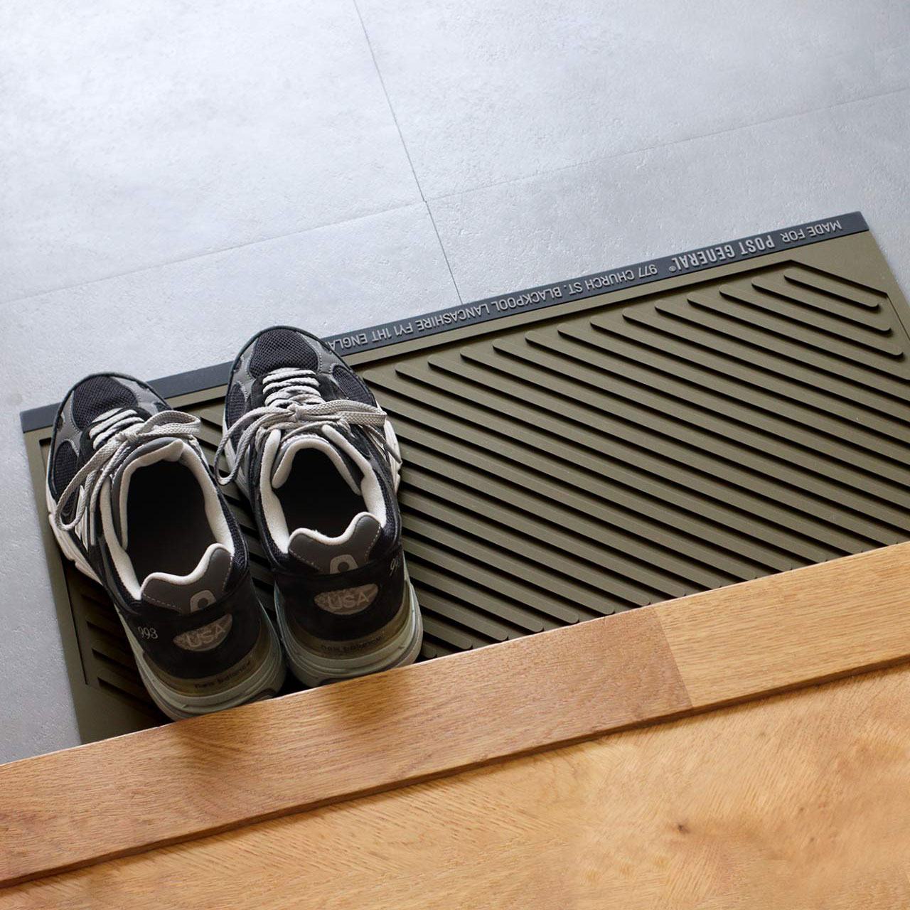 RUBBER DOORMAT / ラバー ドアマット - BLACK 【982390005 RUBBER DOORMAT / ラバー ドアマット - BLACK 【982390005