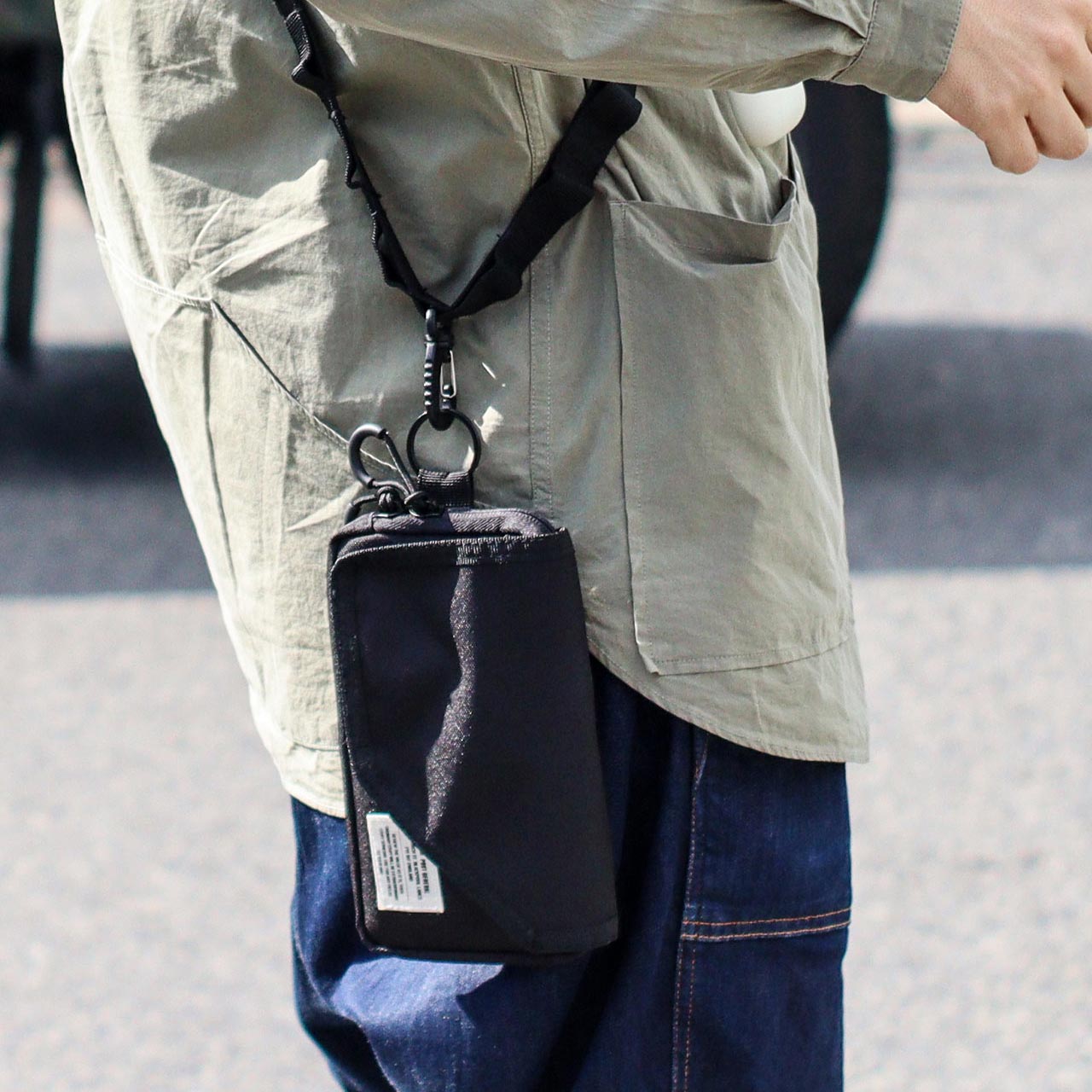 SLING WALLET POUCH / スリングウォレットポーチ - BLACK 【982340010