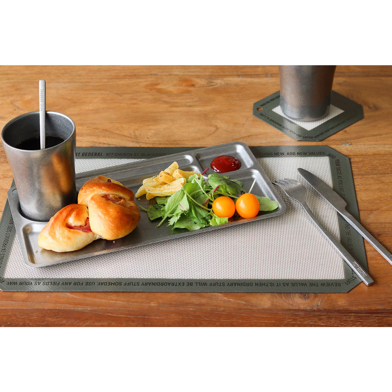 SILICONE PLACE MAT / シリコンプレースマット - WHITE SILICONE PLACE MAT / シリコンプレースマット - WHITE