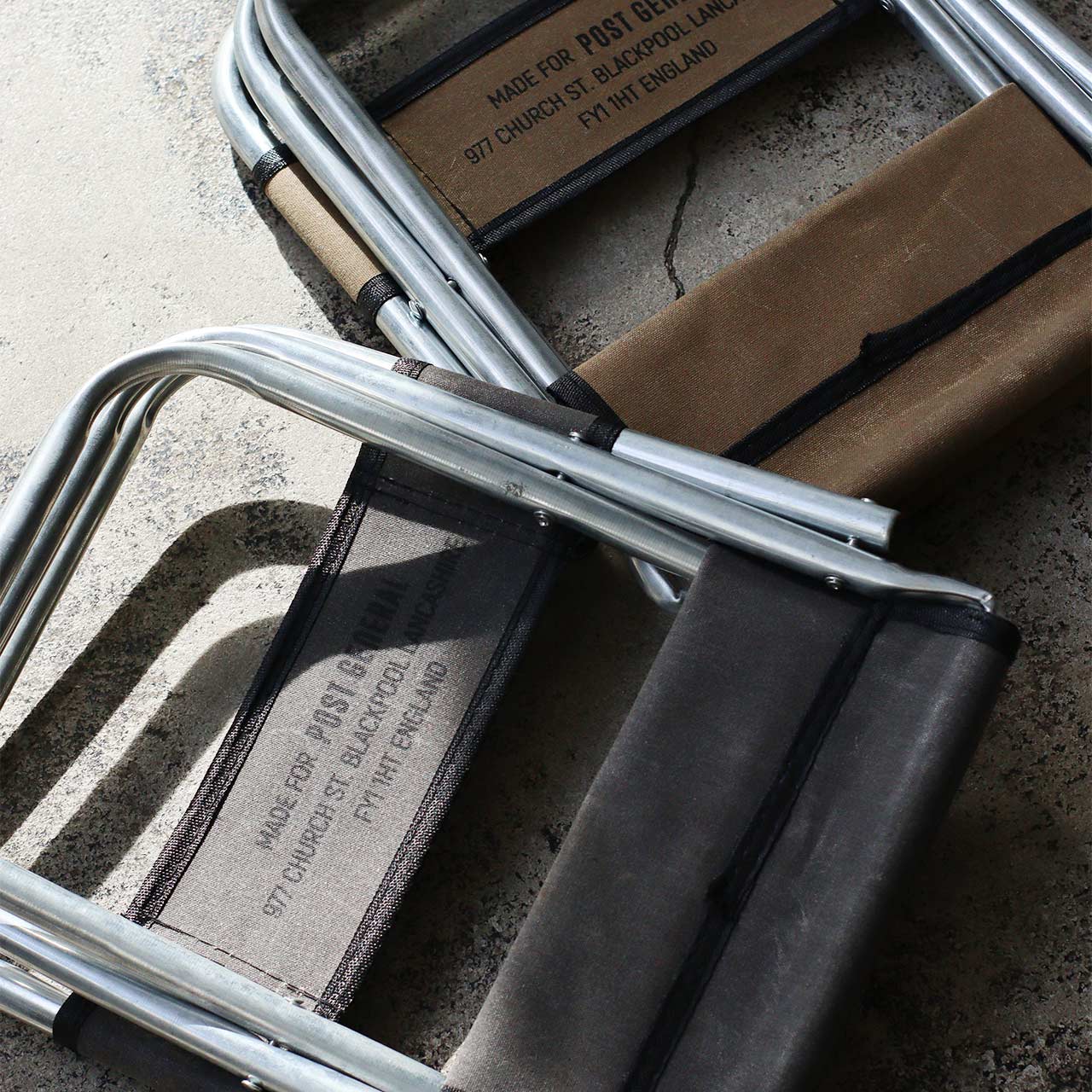 WAXED CANVAS FOLDING MINI STOOL / ワックスドキャンバス