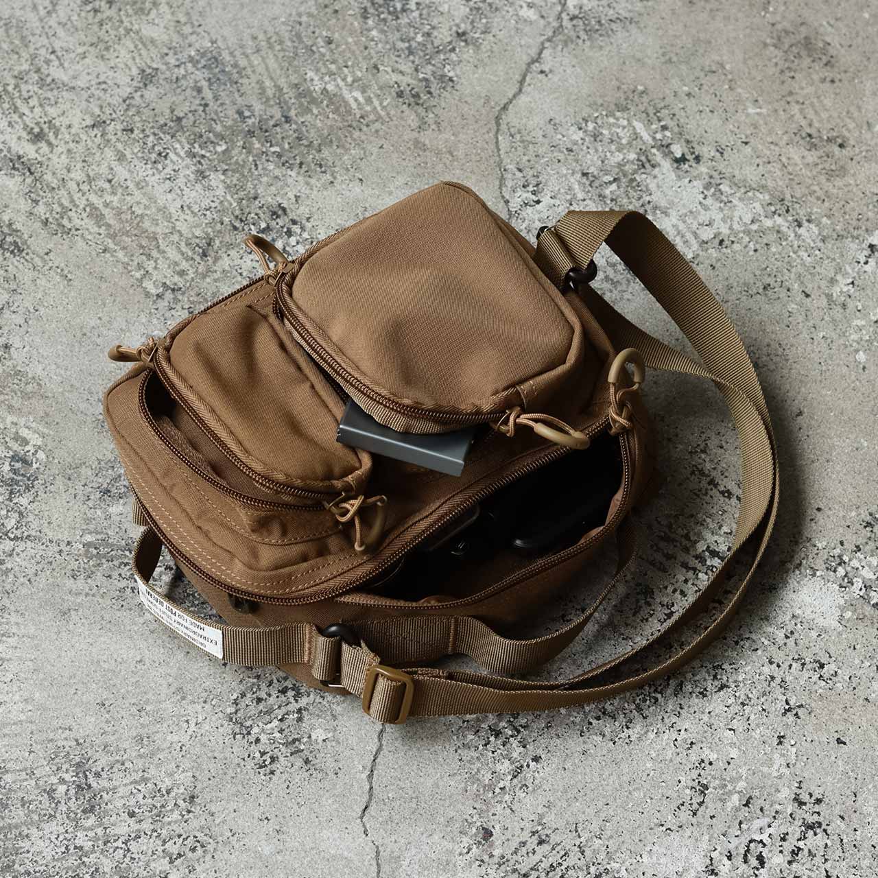 4WAY BACKPACK POUCH / 4ウェイバックパックポーチ - BLACK