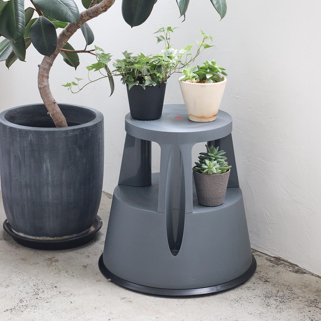 ポストジェネラルSTACKABLE L STOOL黒グレー2脚 ポストジェネラルSTACKABLE L STOOL黒グレー2脚 ポスト