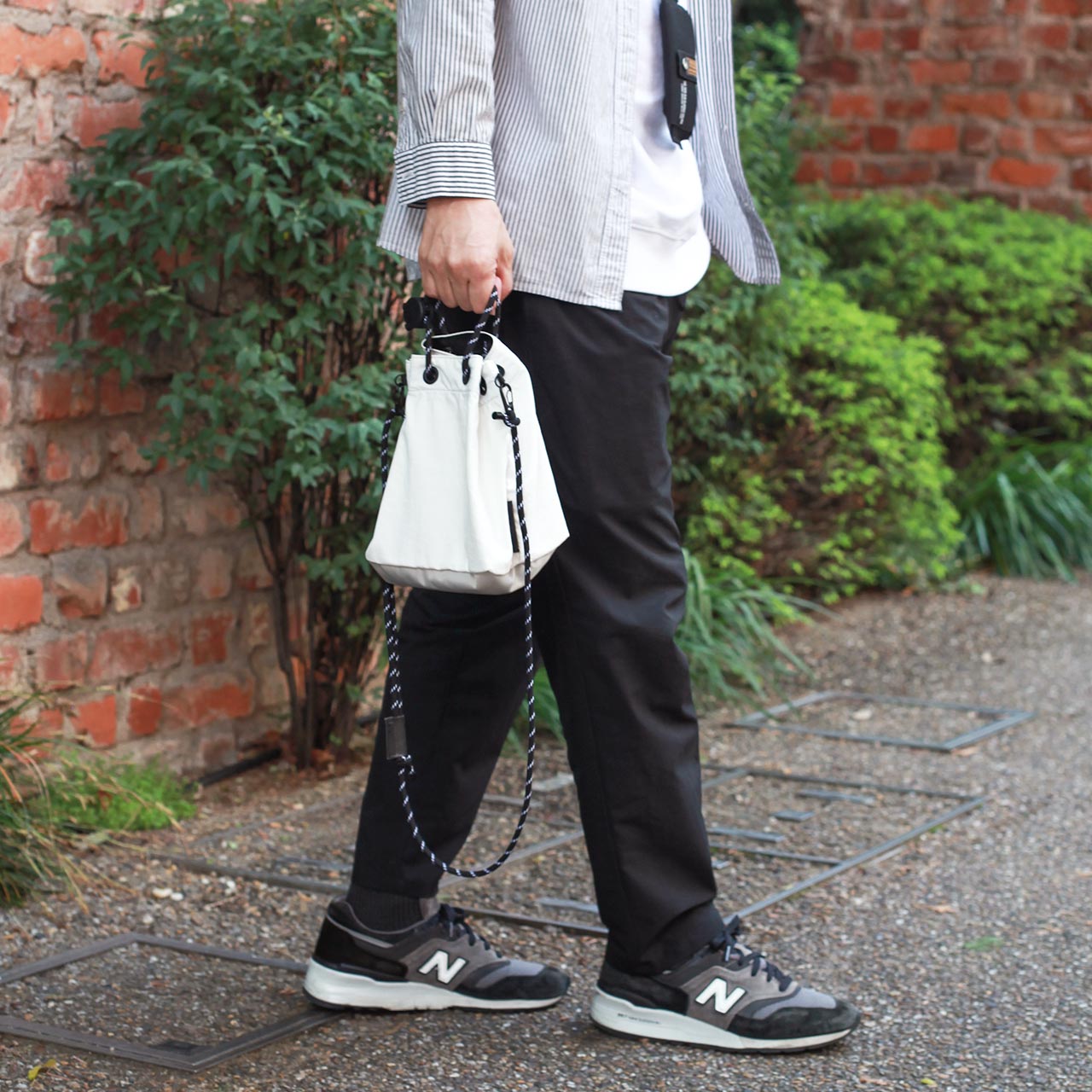 ONE-MILE BAG / ワンマイルバッグ - BLACK 【982540007】 | POST
