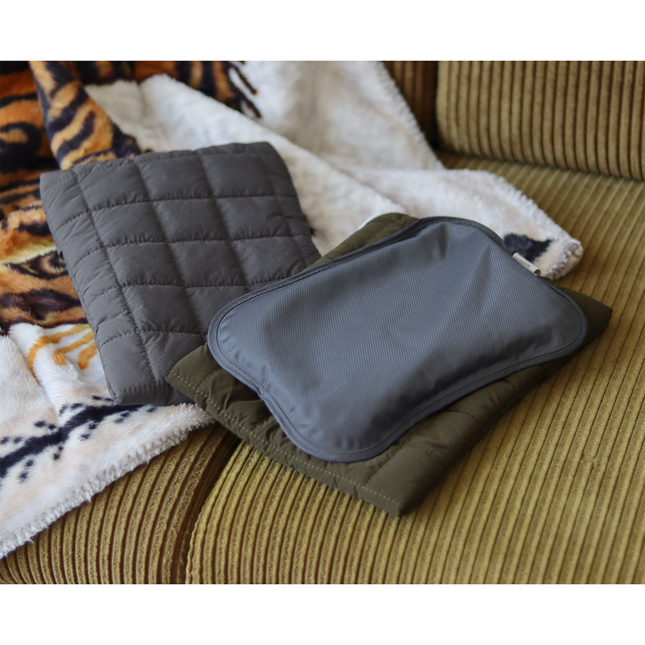 ELECTRIC HOT-WATER BAG / 電気式湯たんぽ - OLIVE 【982590007